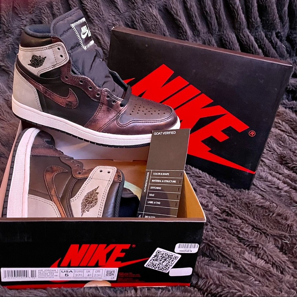 Jordan 1 OG High Patinas